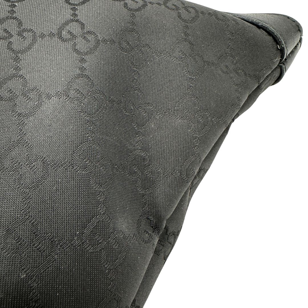 Borsa Gucci in tessuto GG nero, di lusso, originale, ottime condizioni, usata