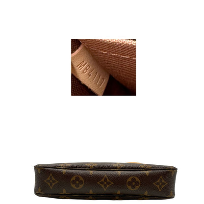 Base, e codice, Pochette Accessoires LV in canvas marrone monogram. Originale, usata, di lusso, in ottime condizioni.