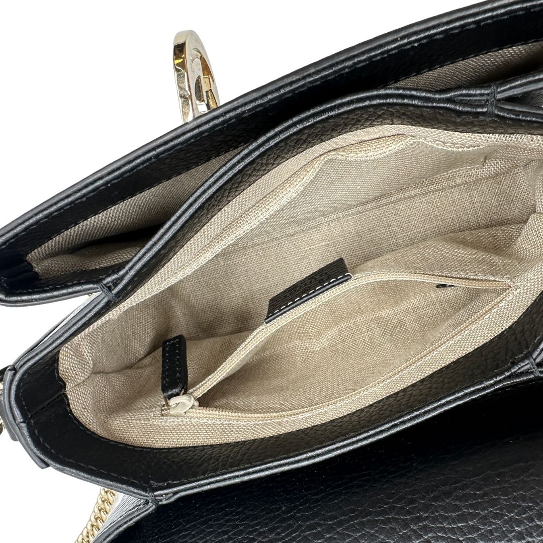interno Borsa Gucci Interlocking in pelle nera 