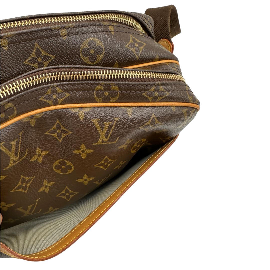 Reporter PM Louis Vuitton