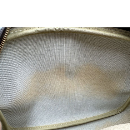 Reporter PM Louis Vuitton
