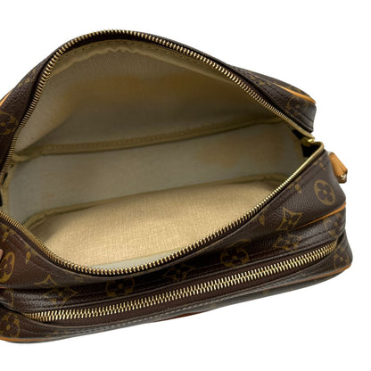 Reporter PM Louis Vuitton