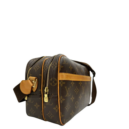 Reporter PM Louis Vuitton