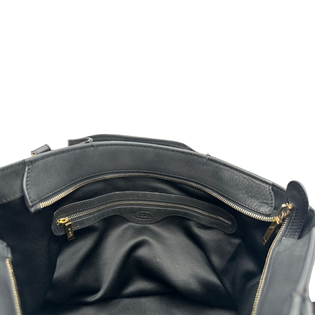 interno  borsa shopper Tod's in pelle nera