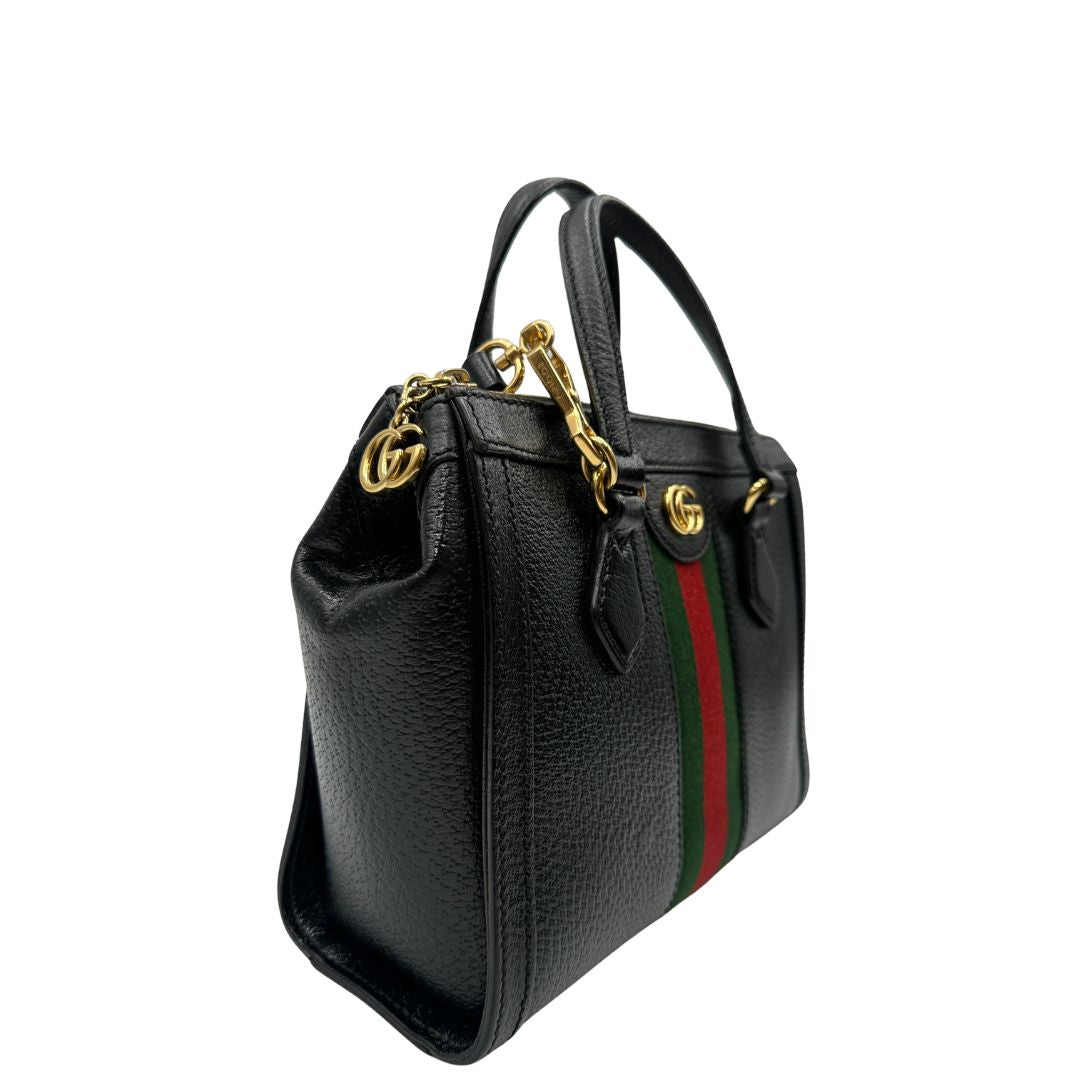 lato Borsa Gucci in pelle nera impreziosita da iconica striscia Web verde e rossa, di lusso, originale, ottime condizioni, usata 