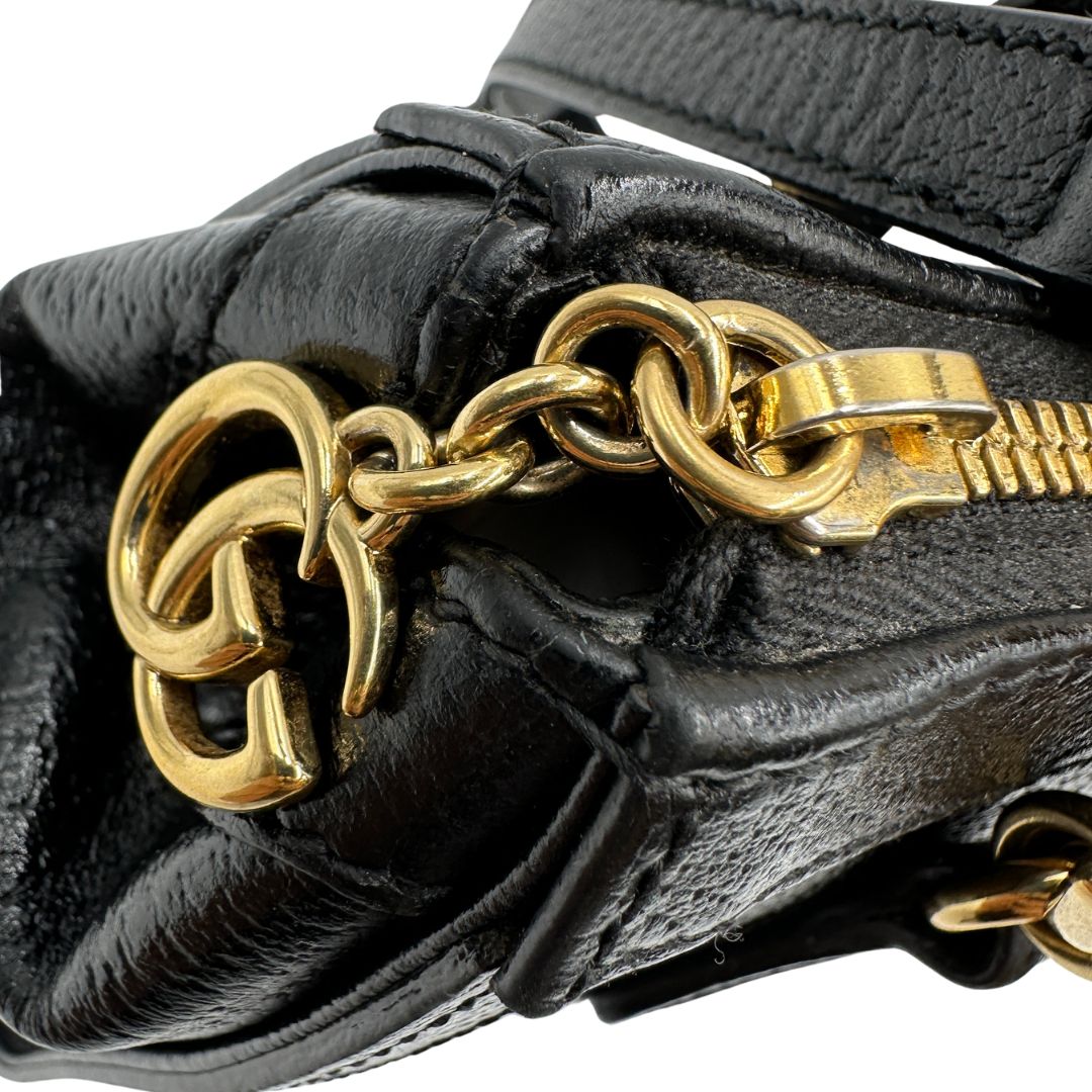 Borsa Gucci in pelle nera impreziosita da iconica striscia Web verde e rossa, di lusso, originale, ottime condizioni, usata