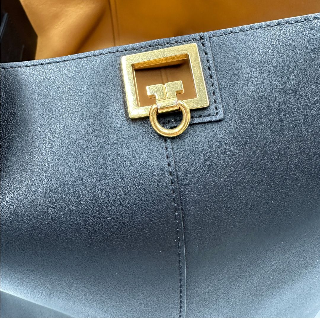 Shopper Givenchy nera