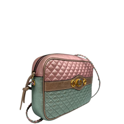 lato Borsa Gucci in pelle laminata bicolore, di lusso, originale, ottime condizioni, usata 