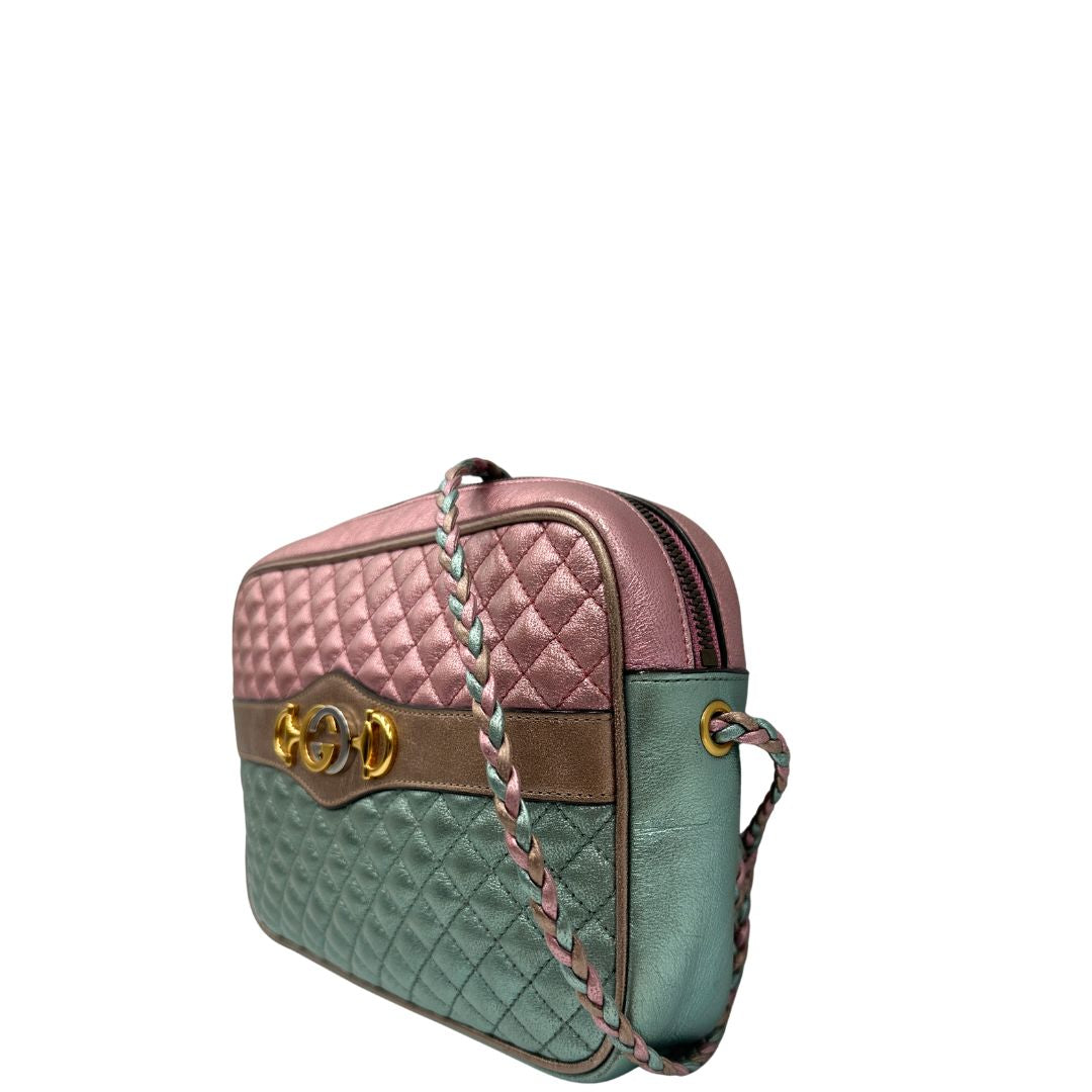 lato Borsa Gucci in pelle laminata bicolore, di lusso, originale, ottime condizioni, usata 