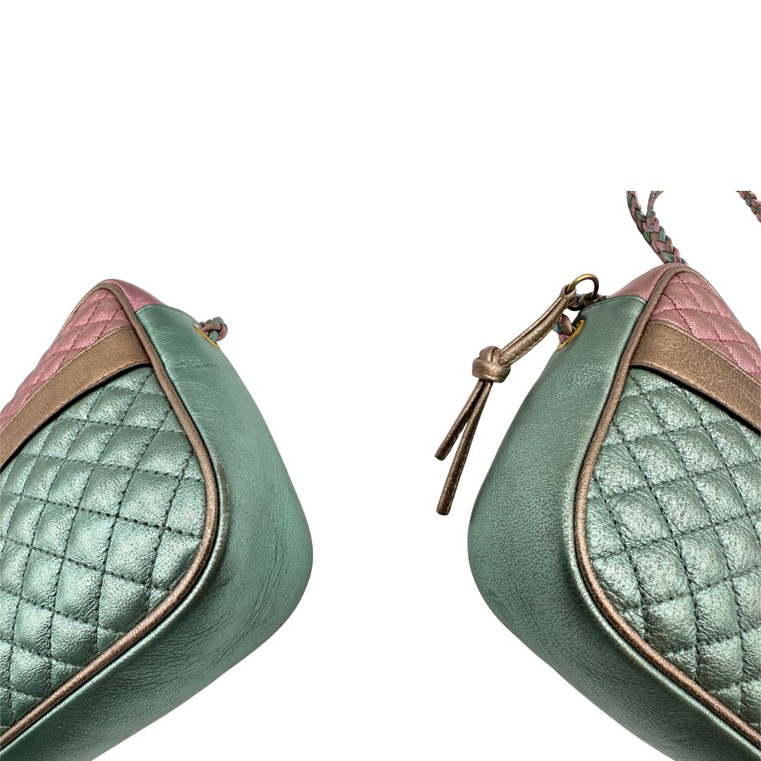 Borsa Gucci in pelle laminata bicolore, di lusso, originale, ottime condizioni, usata