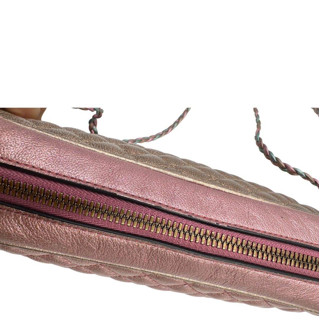 Borsa Gucci in pelle laminata bicolore, di lusso, originale, ottime condizioni, usata