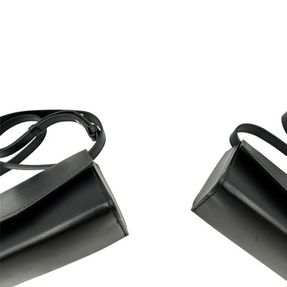 Tracolla Salvatore Ferragamo nera