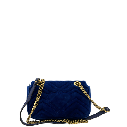 retro Borsa Gucci Marmont misura piccola in velluto blu con hardware dorato.