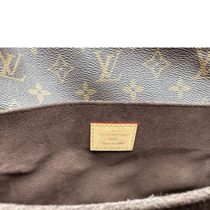 interno della Borsa LV in canvas monogrammato marrone 