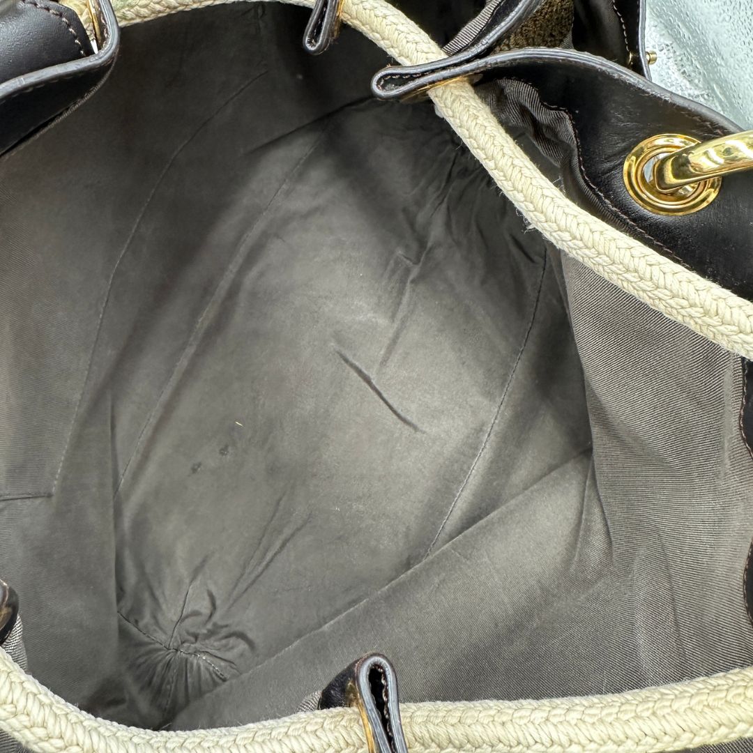 Borsa Borbonese caratterizzata dalla trama Occhio di Pernice