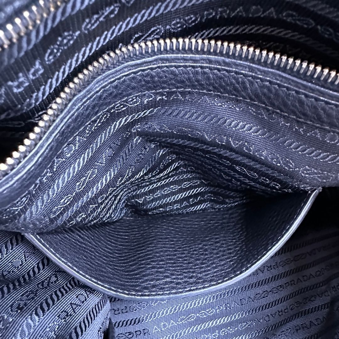 Tote Prada nera