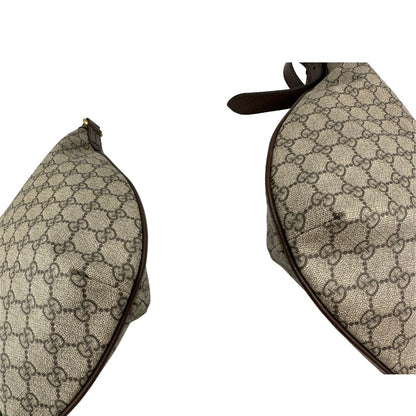 angoli Borsa Gucci realizzata in canvas GG 