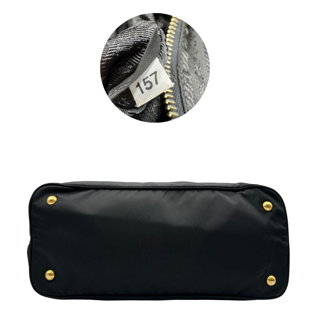 base Borsa Prada in nylon e pelle nera
