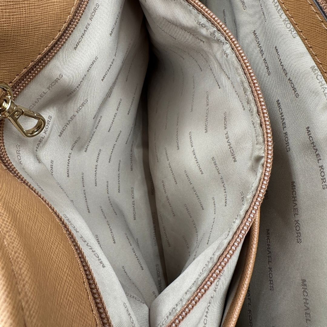 interno Shopper MK in pelle saffiano cammello 