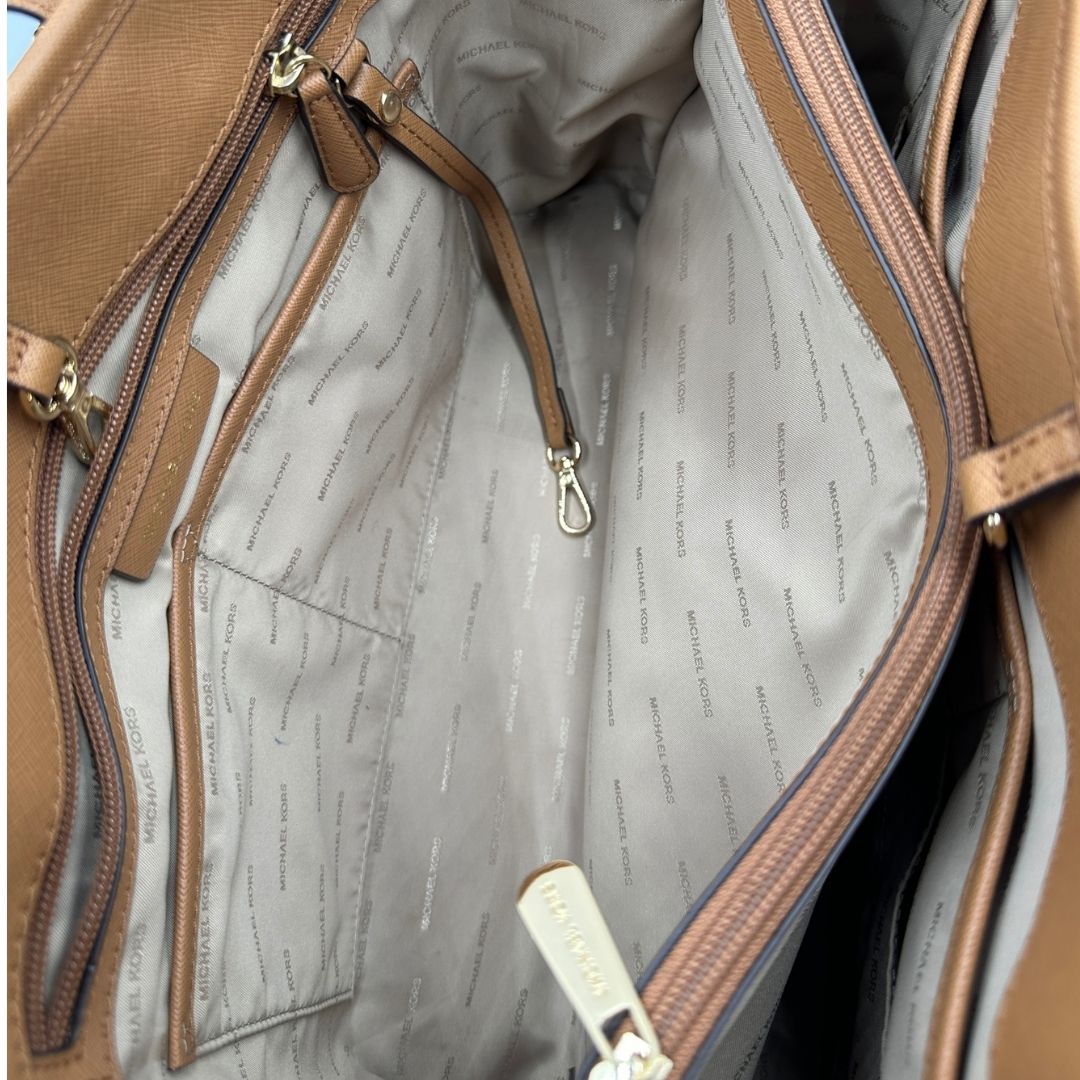 interno Shopper MK in pelle saffiano cammello 