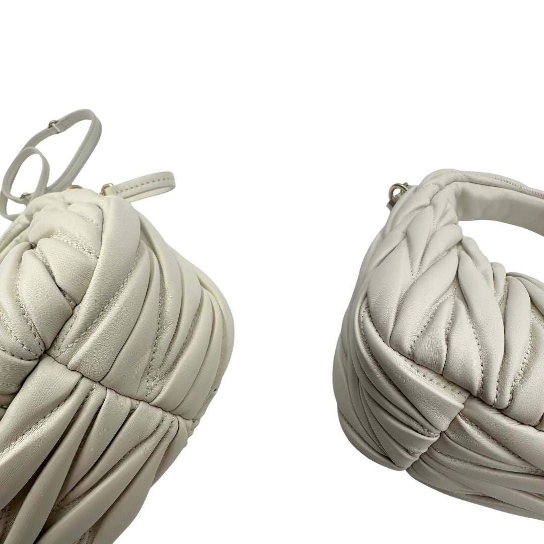 Borsa Miu Miu Wander matelassé Small bianca