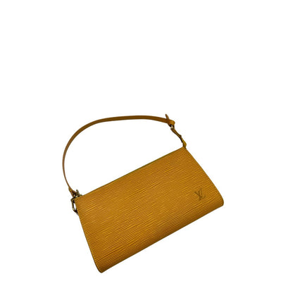 Pochette Accessoires Epi gialla Louis Vuitton