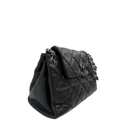 lato Borsa Chanel Hamptons Flap 