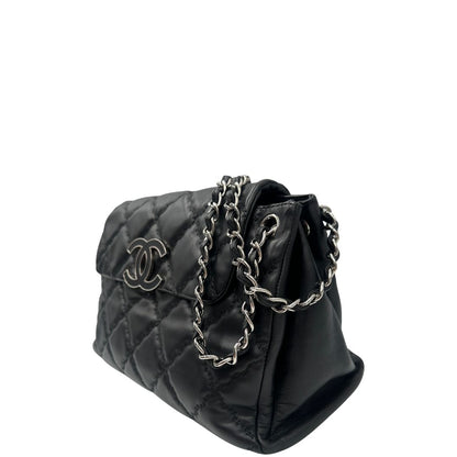lato Borsa Chanel Hamptons Flap 