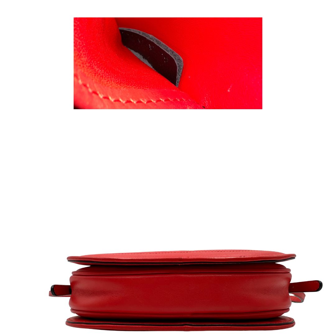 base Borsa VG in pelle rossa con parti metalliche dorate 