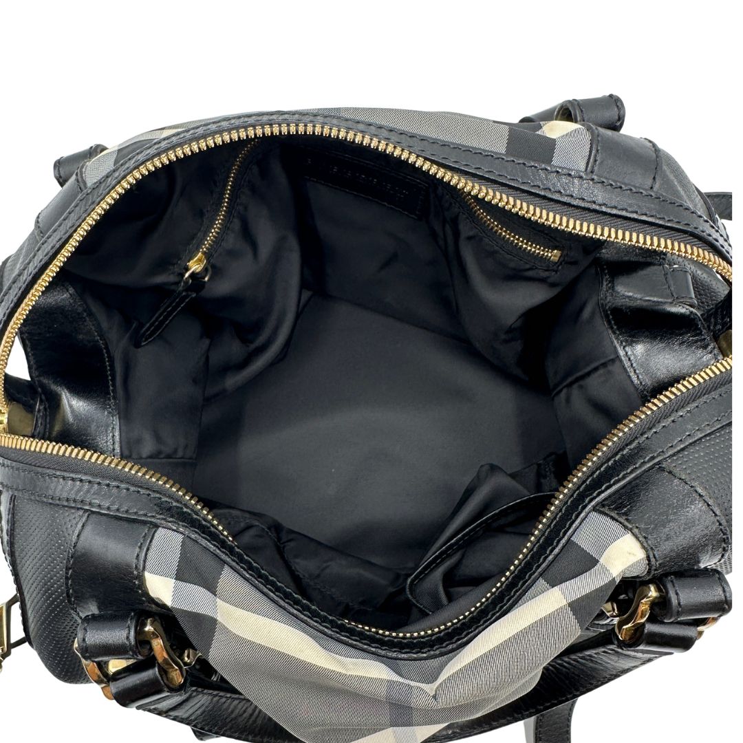 interno Borsa Burberry in pelle nera