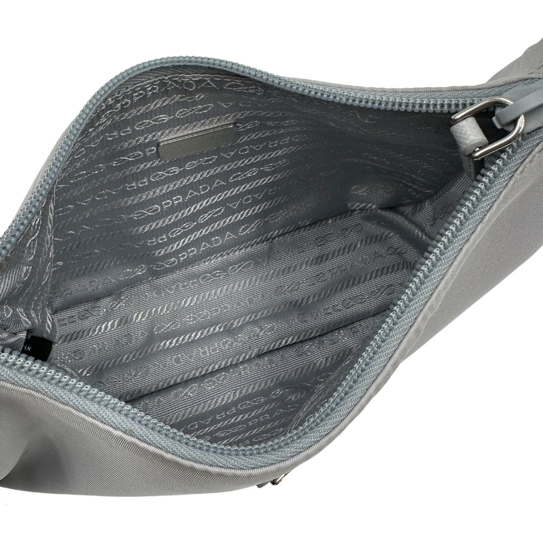 interno Borsa Prada in nylon grigio