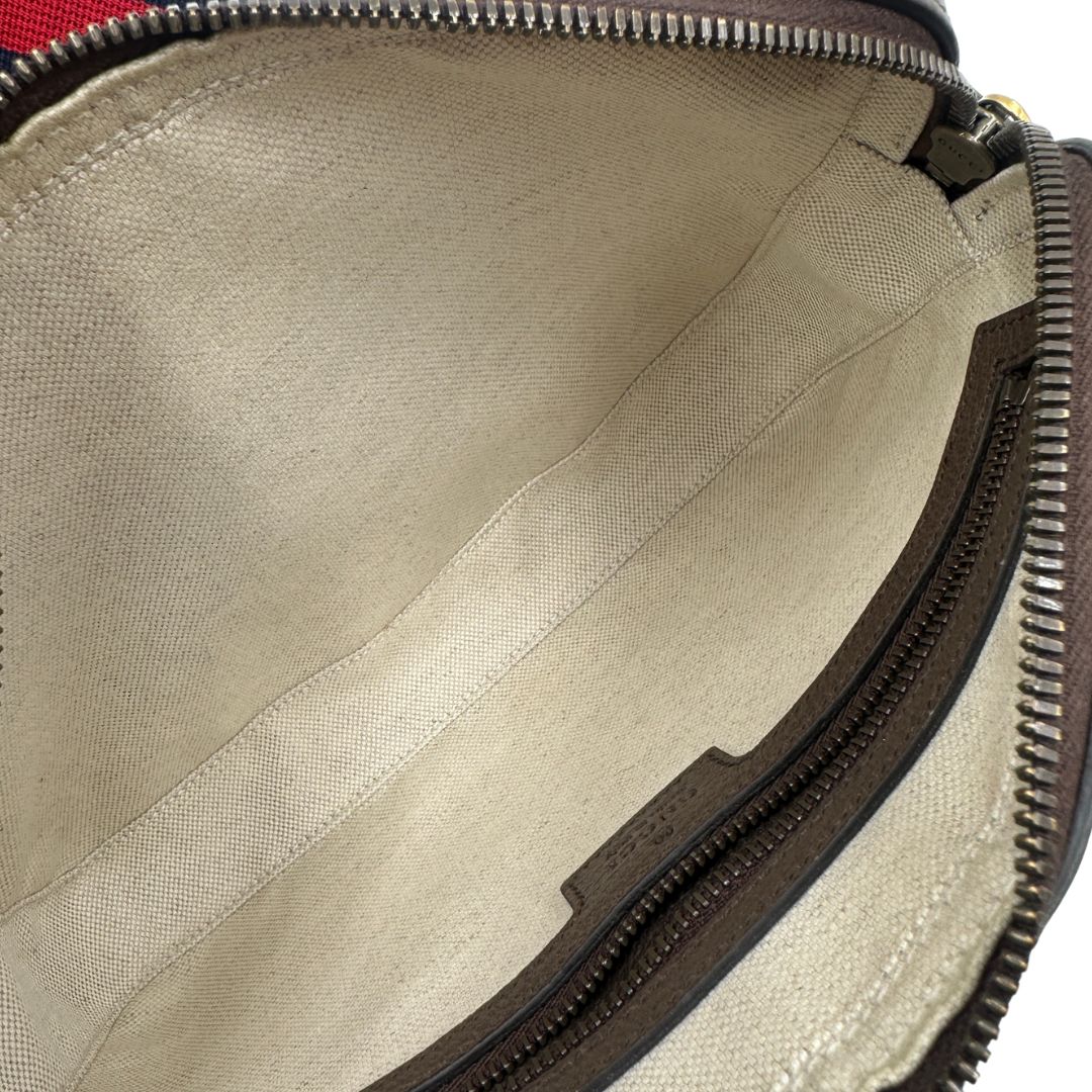 interno Borsa Gucci in canvas GG 