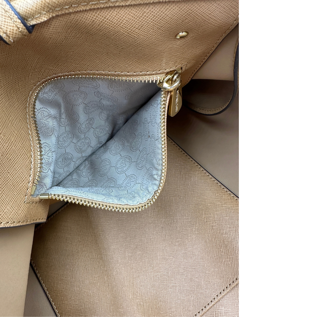 interno Shopper MK in pelle saffiano cammello 