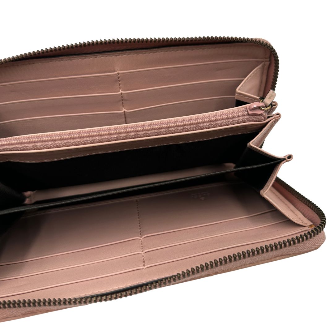 Portafoglio Gucci Marmont in pelle matelassè rosa