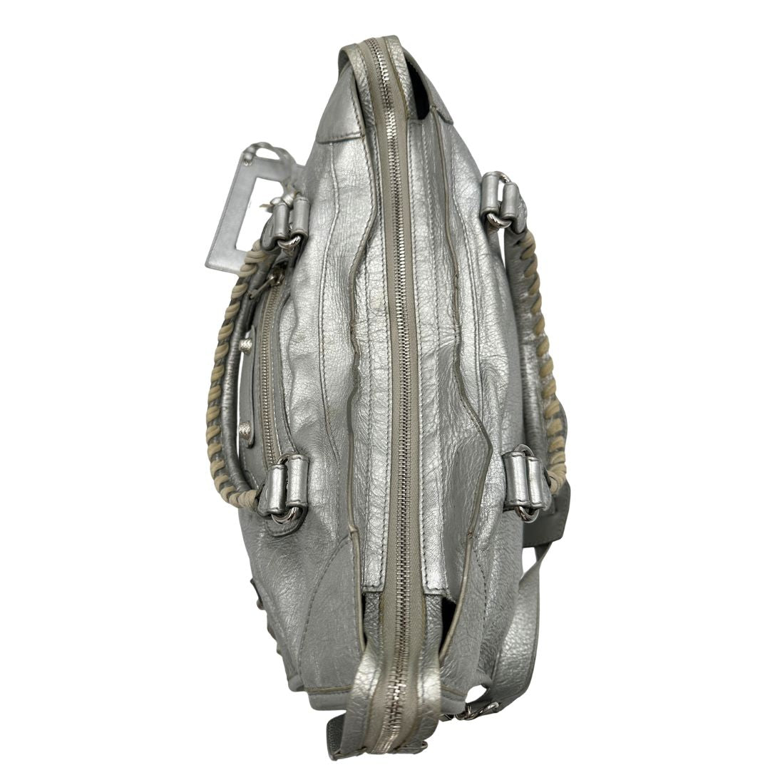 chiusura Borsa Balenciaga City in pelle Arena argentata 