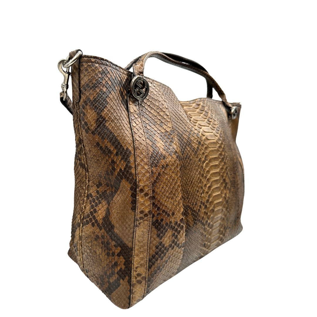 lato Borsa Gucci in pregiata pelle esotica  