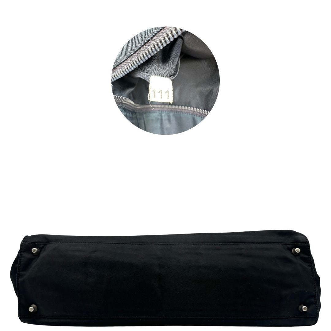 base Borsa Prada in nylon reversibile