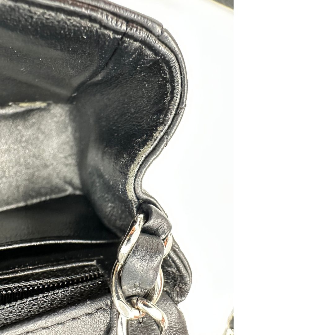 Borsa Chanel Mini Flap Square in pelle trapuntata