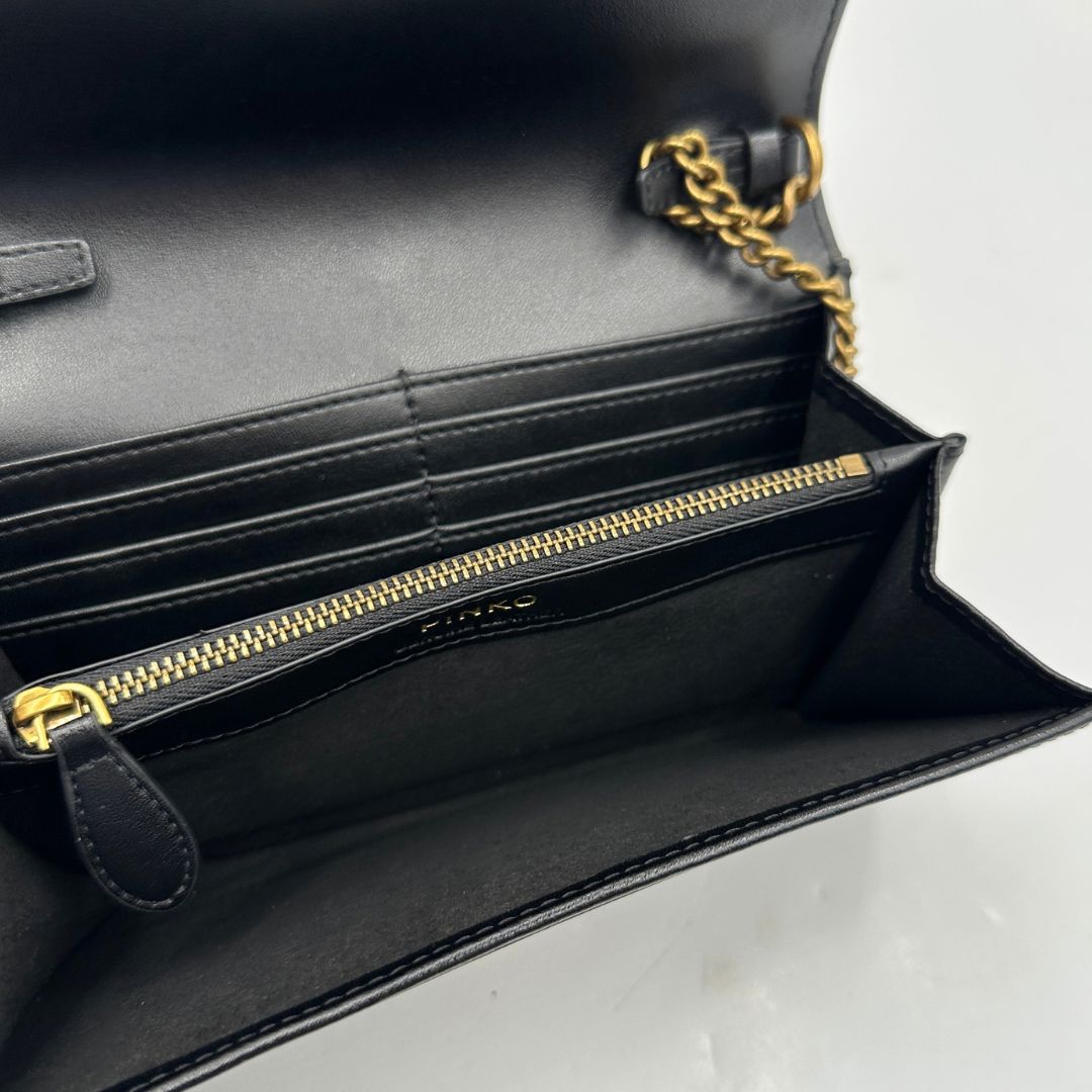 Love One Pocket Pinko