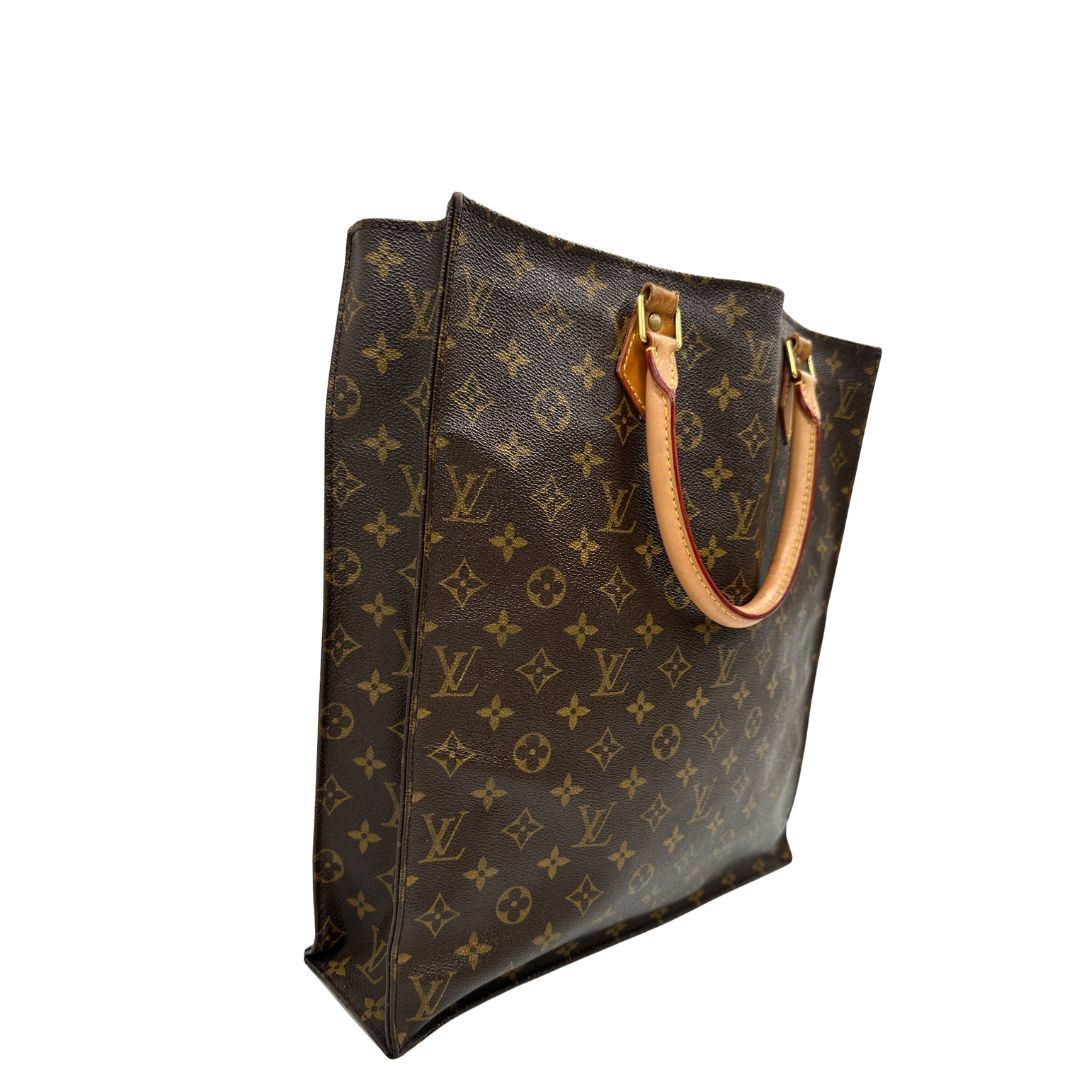 lato Louis Vuitton Sac Plat in tela monogram 