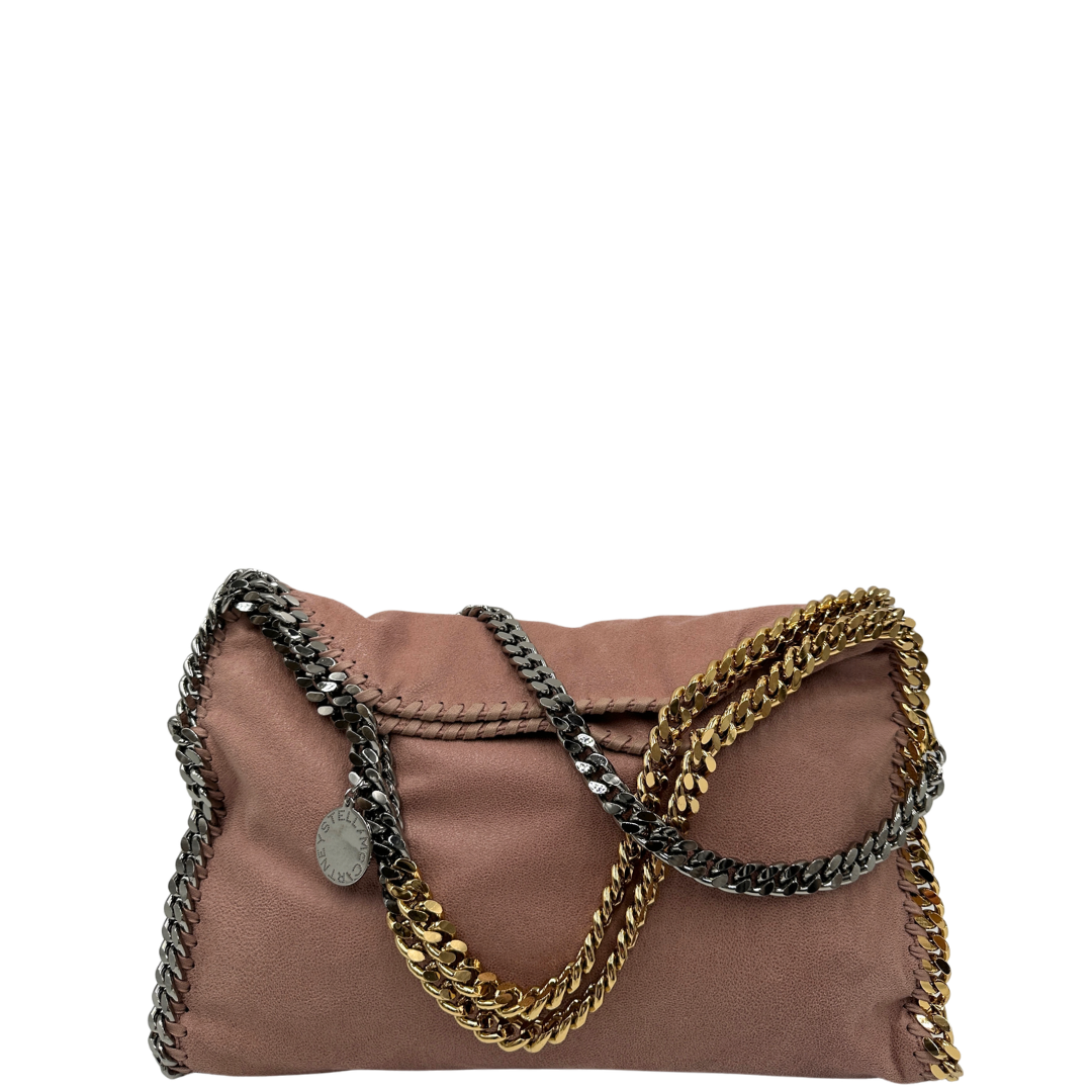 Front, Borsa Stella McCartney Falabella Fold Over Tote in tessuto vegano rosa antico con catene dorate e argentate. Da portare a mano oppure a spalla. Originale, usata, di lusso, in ottime condizioni.