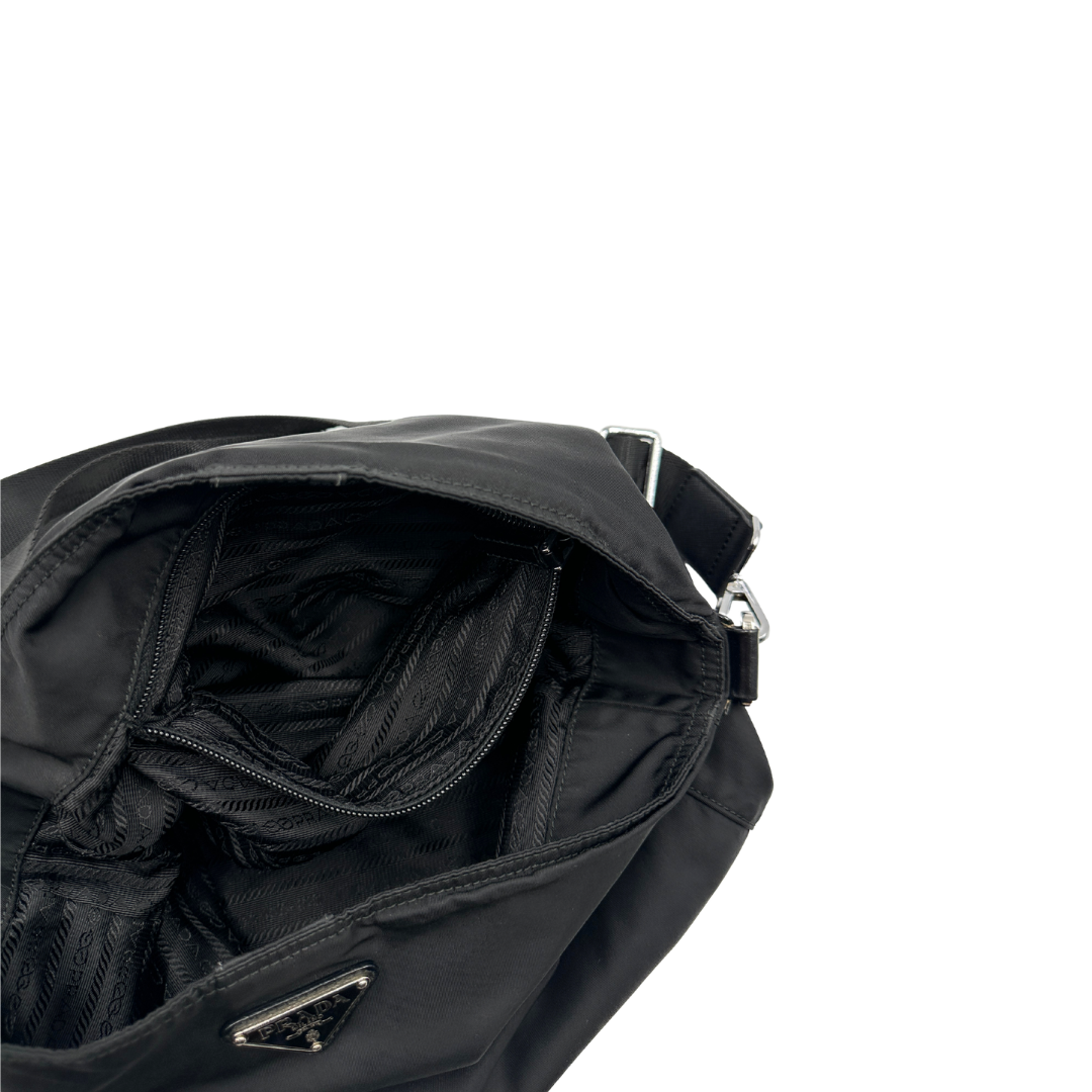 Borsa Prada nylon in pelle nero