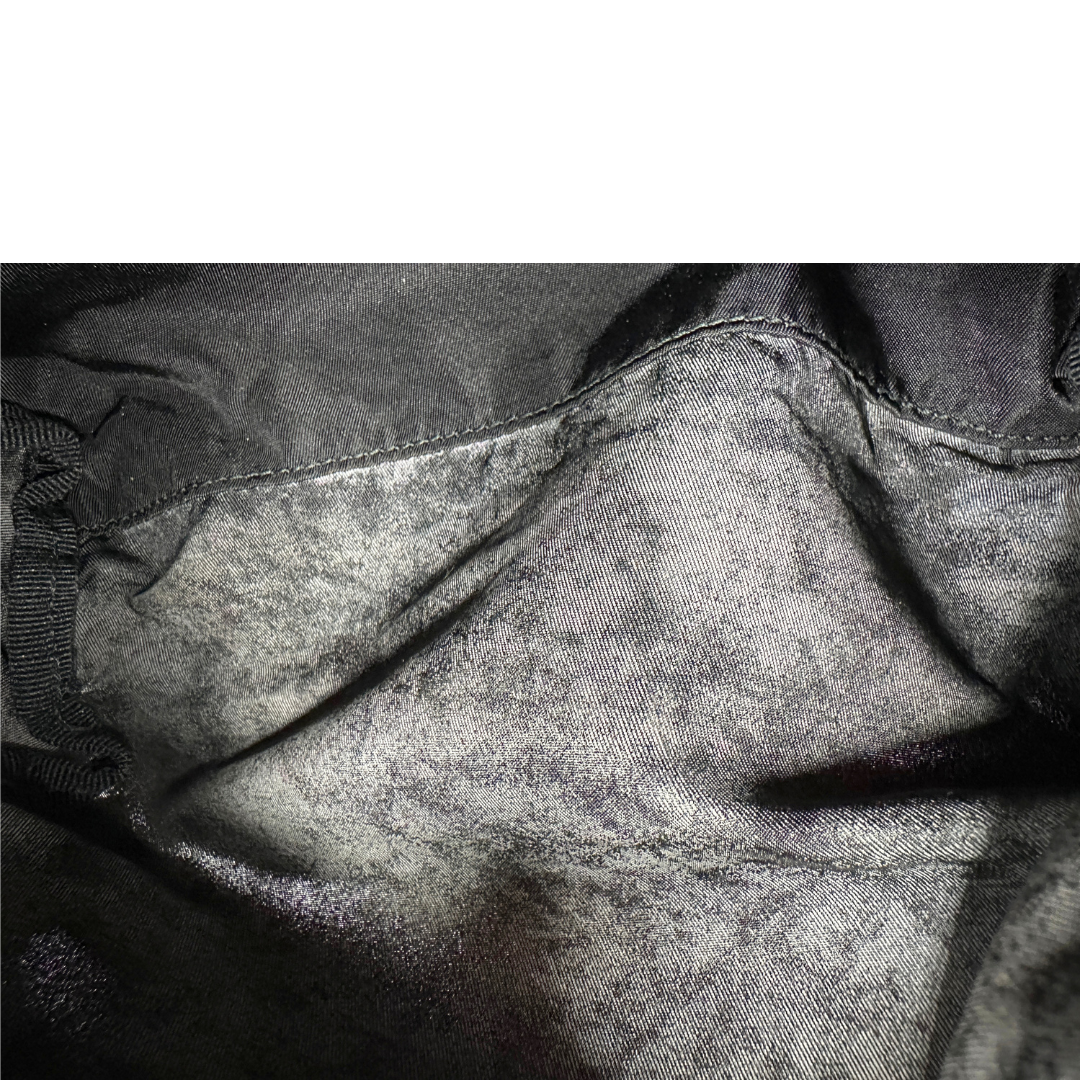Pouch Prada nylon nera in vela nero