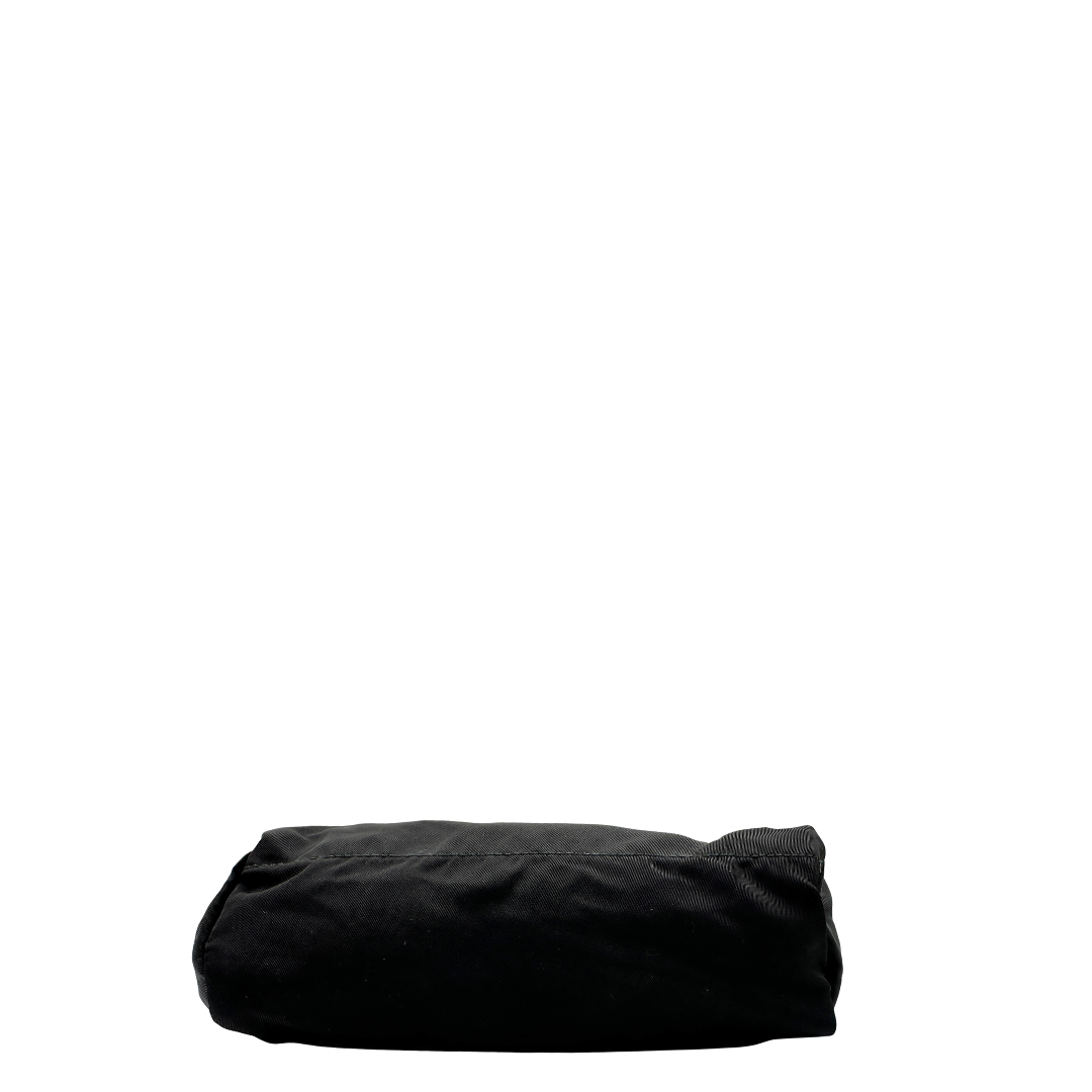 Pouch Prada nylon nera in vela nero
