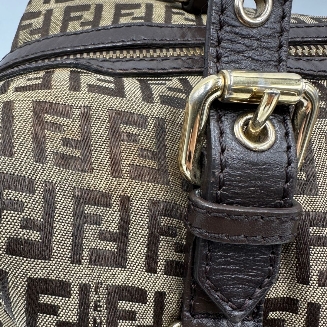 Bauletto Fendi zucchino