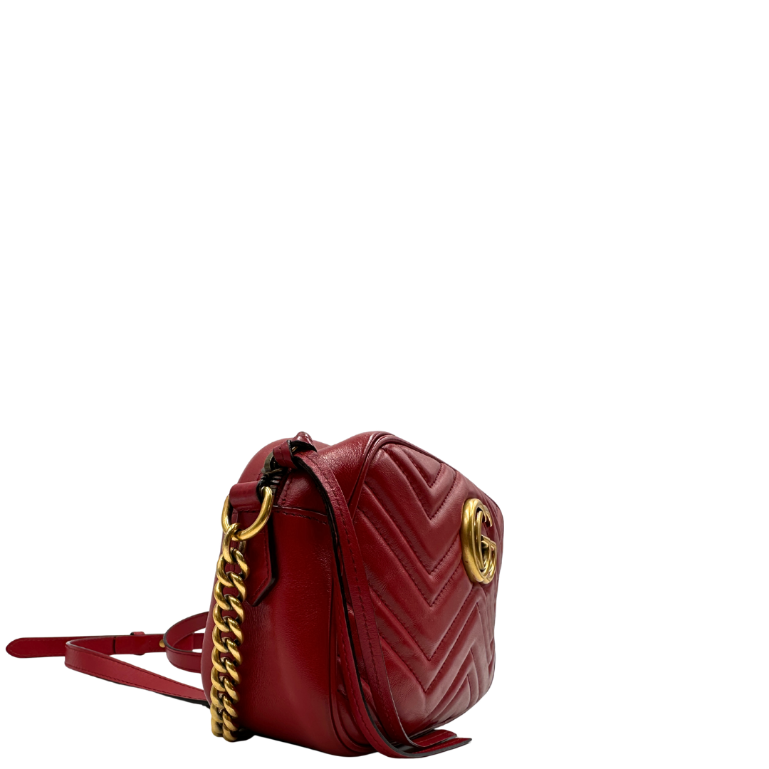 Camera Bag Gucci Marmont misura piccola in pelle rosso