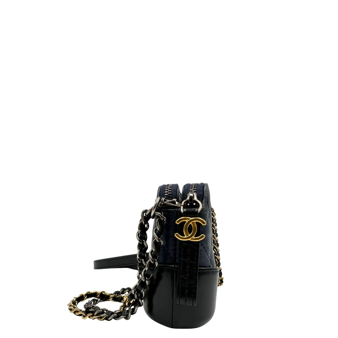 Borsa Chanel Small Gabrielle in pelle blu
