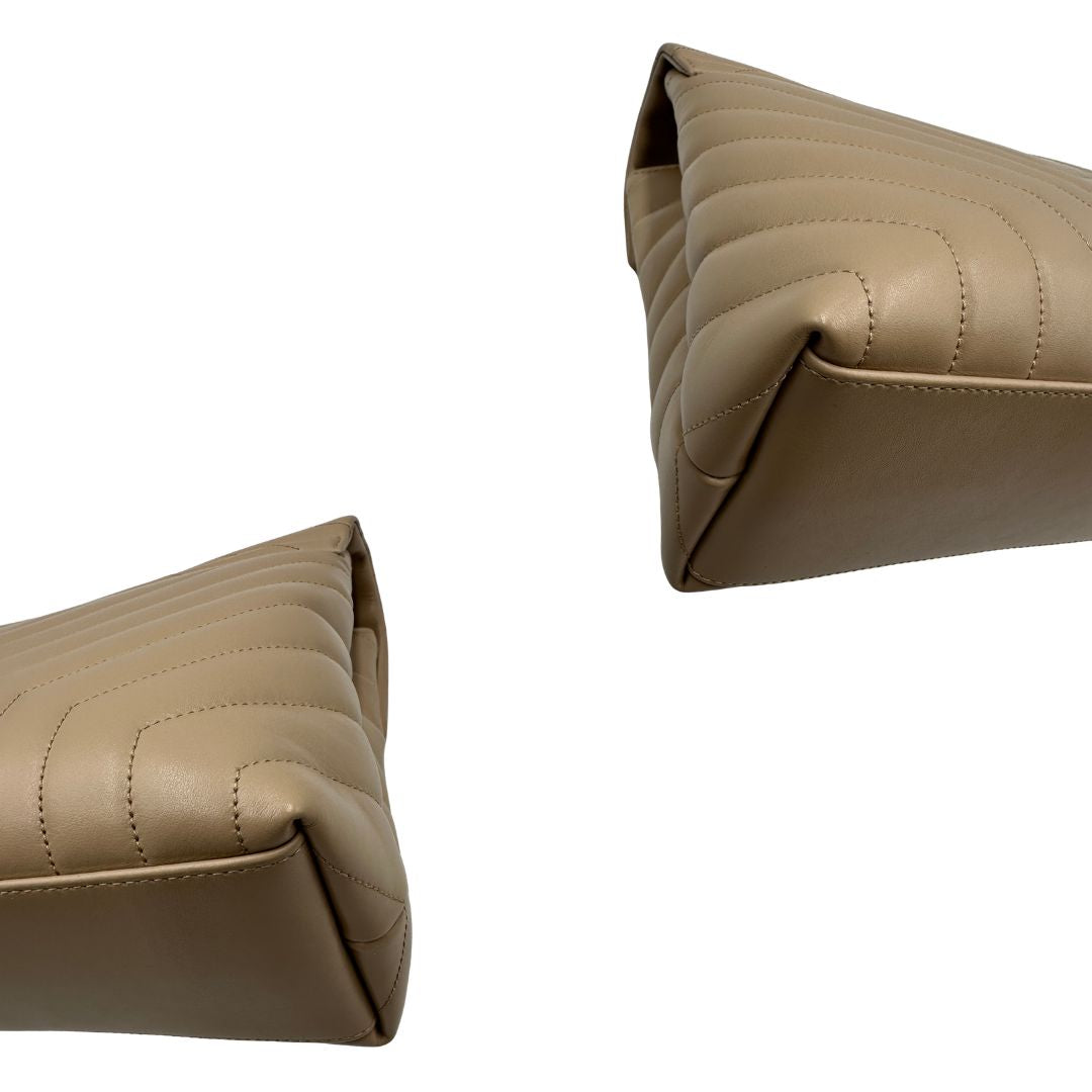Borsa Loulou media Saint Laurent in pelle beige