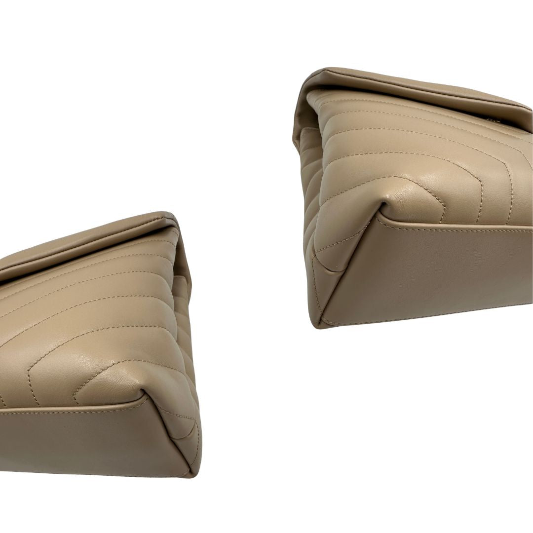 Borsa Loulou media Saint Laurent in pelle beige