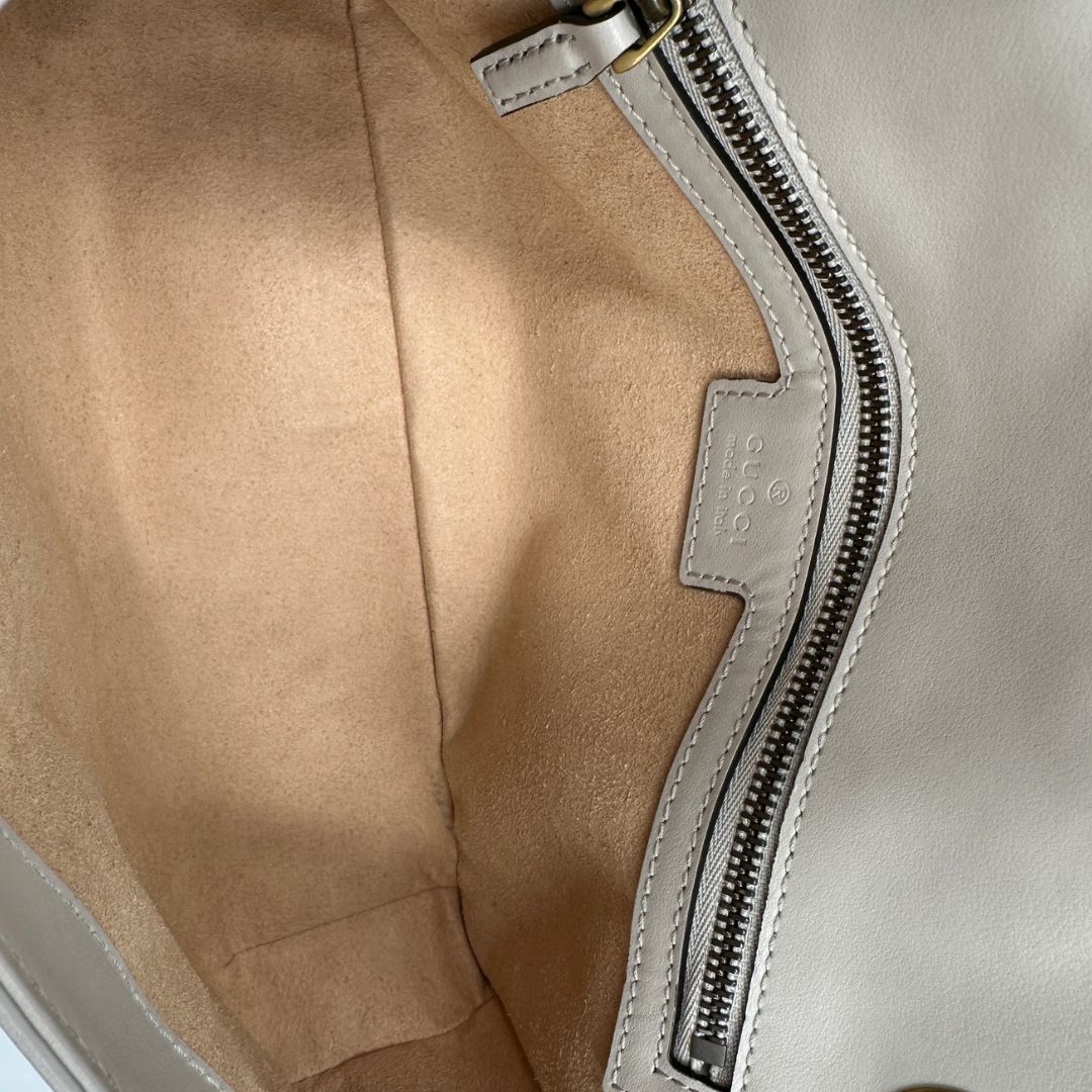 Borsa Gucci Marmont taupe misura media